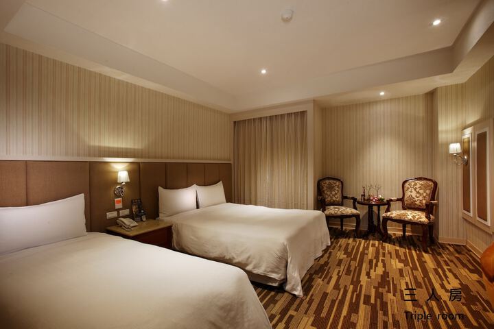Room 14 of 74