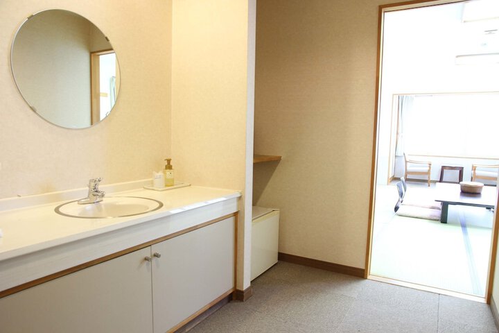 Room 26 of 67