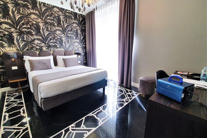 Hotel Interior 104 of 123