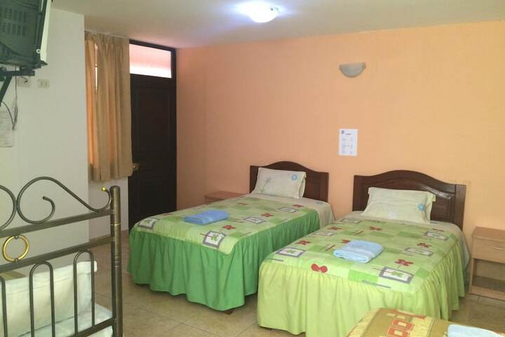 Room 12 of 34