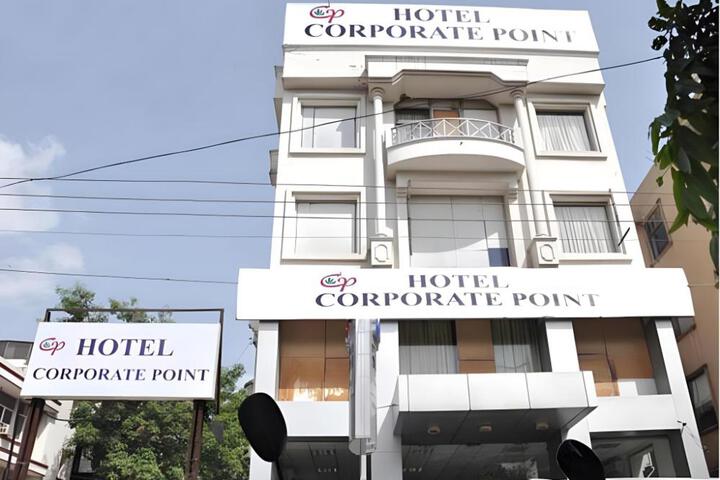 Exterior of Hotel Corporate Point