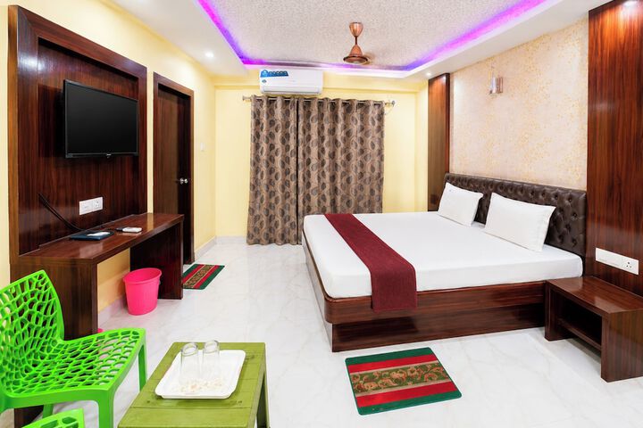 HOTEL ARYA PALACE
