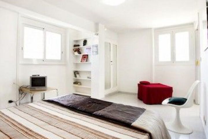 Room 55 of 168