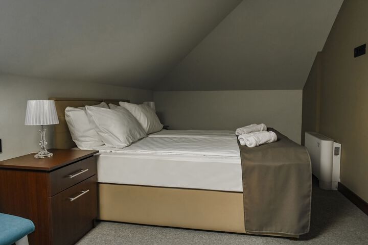 Room 15 of 55