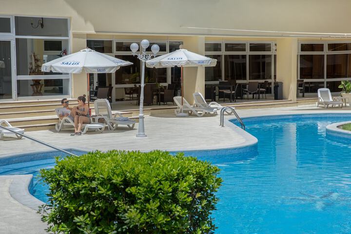 Pool 62 of 139