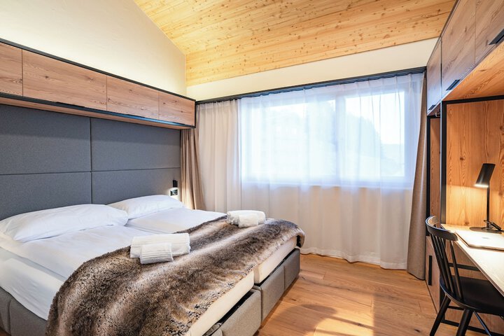 Room 41 of 47