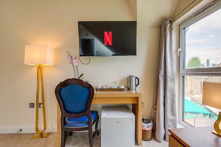 Room 20 of 103
