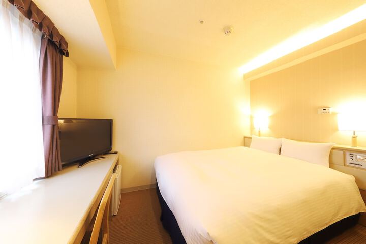Room 11 of 22