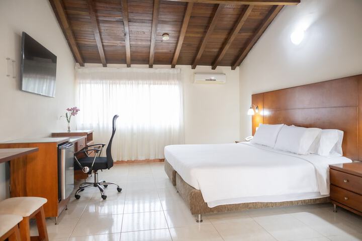 Room 28 of 120