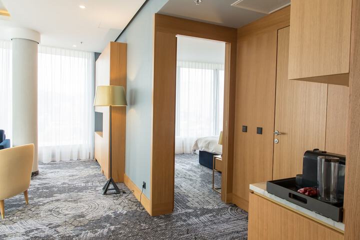 Room 40 of 80
