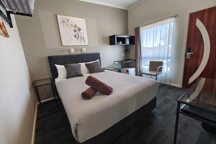 Room 21 of 40