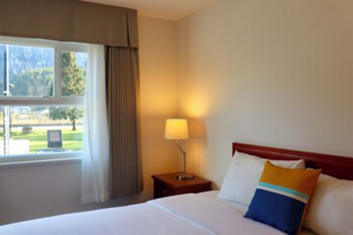 Room 25 of 81