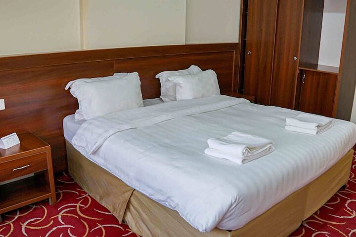 Room 14 of 26