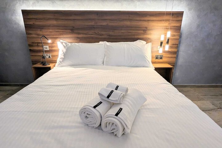 Room 13 of 24