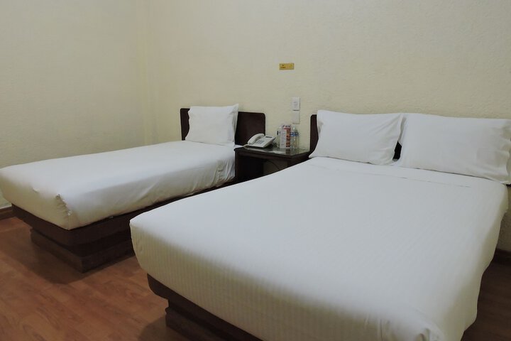 Room 7 of 17