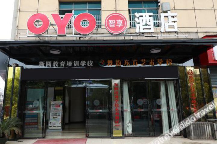 Hotel 7 of 36