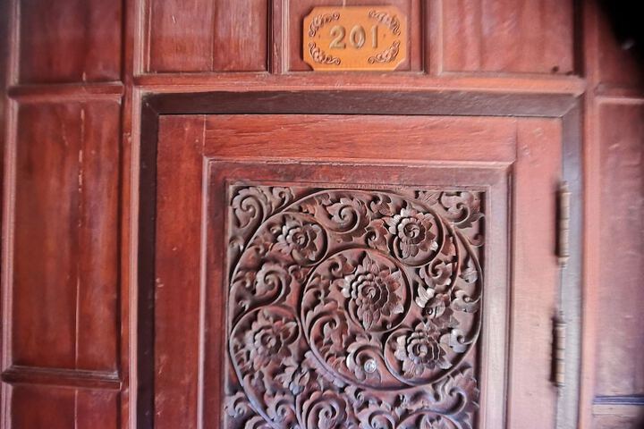 Room 24 of 52