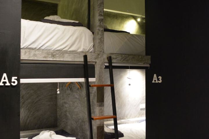 Room 8 of 46
