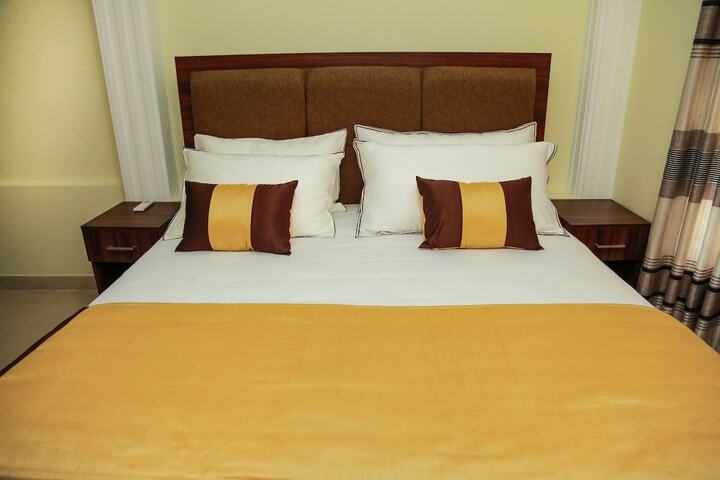 Room 3 of 54