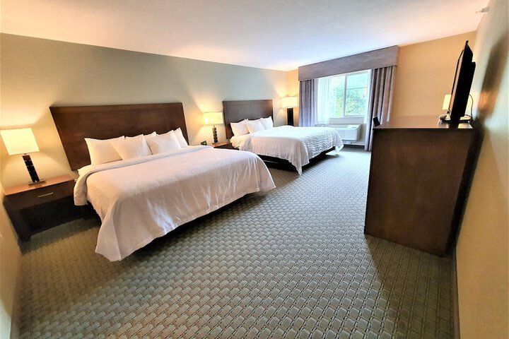 1 King Bed (16 of 19)