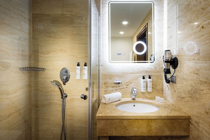 Bathroom Interior Photo