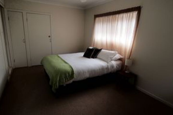 Room 12 of 22