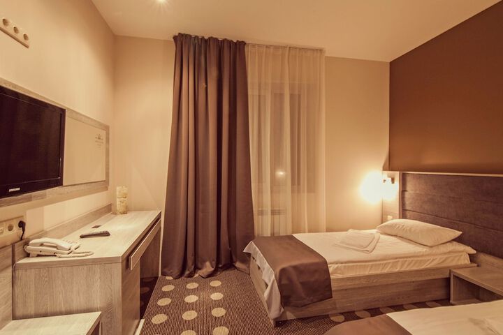Room 14 of 69