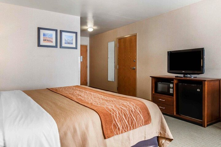 Room 9 of 41