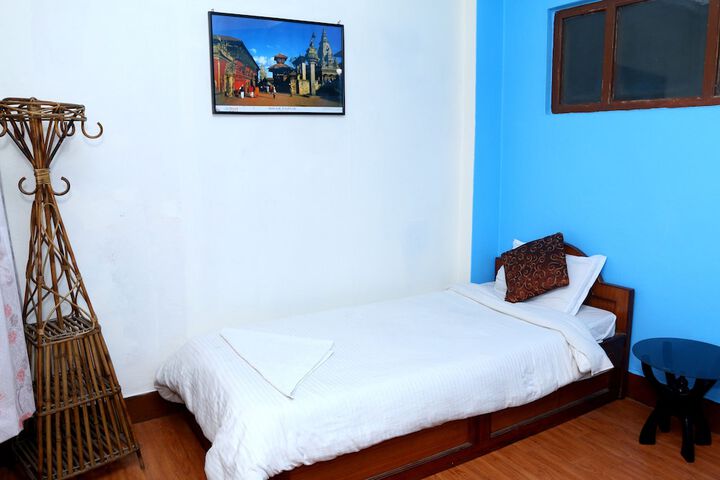 Room 14 of 48