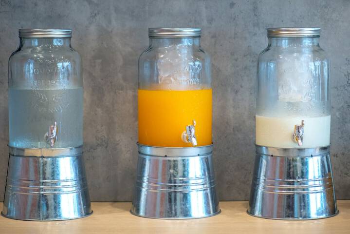 Breakfast/Coffee Service 79 of 126