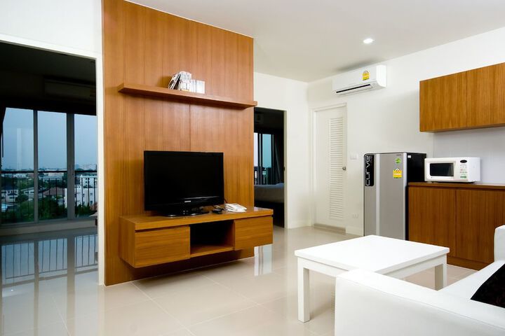 Room 28 of 59