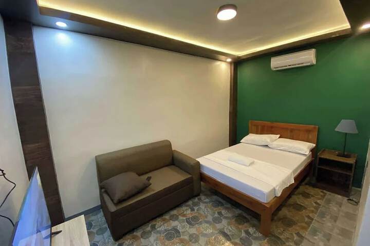 Room 6 of 55