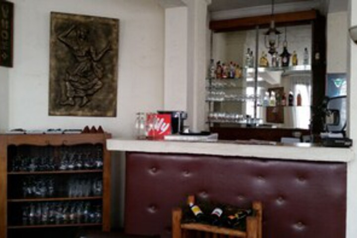 Lounge 16 of 23