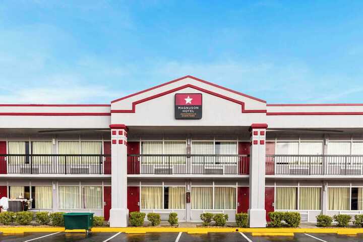Hotel 50 of 53