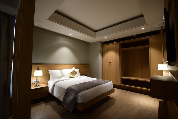 Room 10 of 41