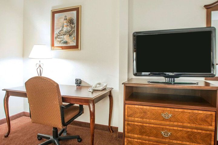 Room 26 of 79
