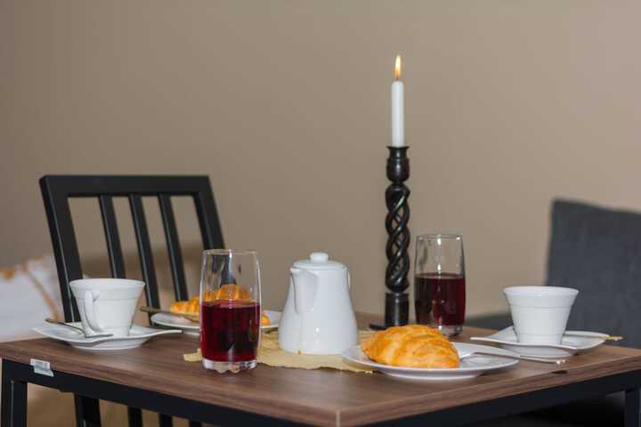 Breakfast/Coffee Service 83 of 86