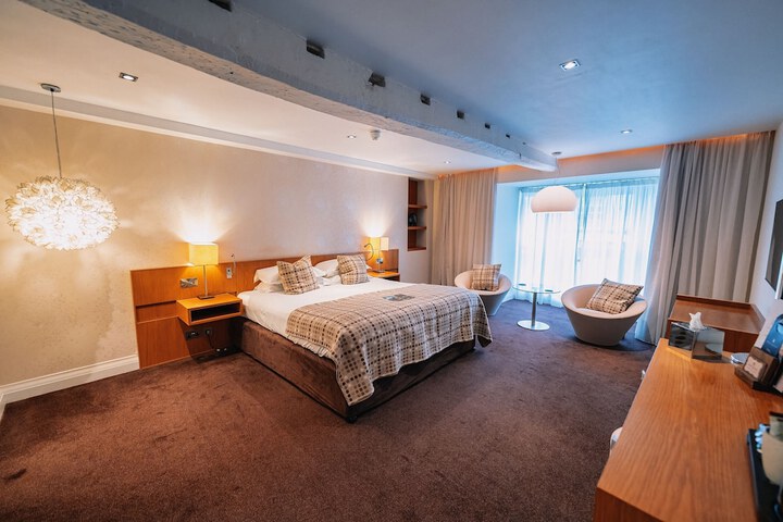 Room 67 of 178