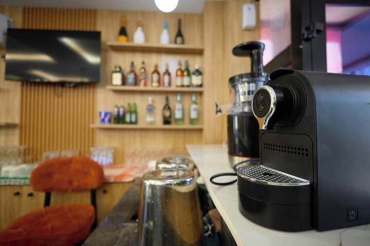 Breakfast/Coffee Service 135 of 170