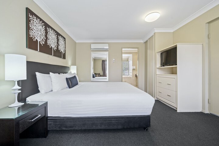 Room 7 of 46