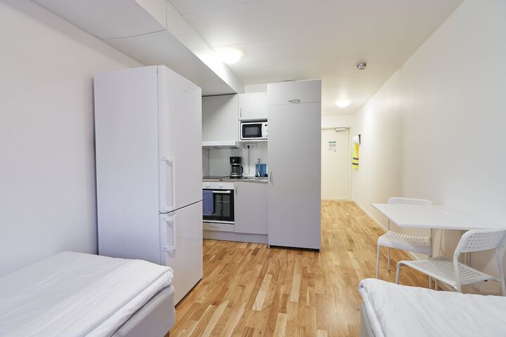 Room 3 of 31