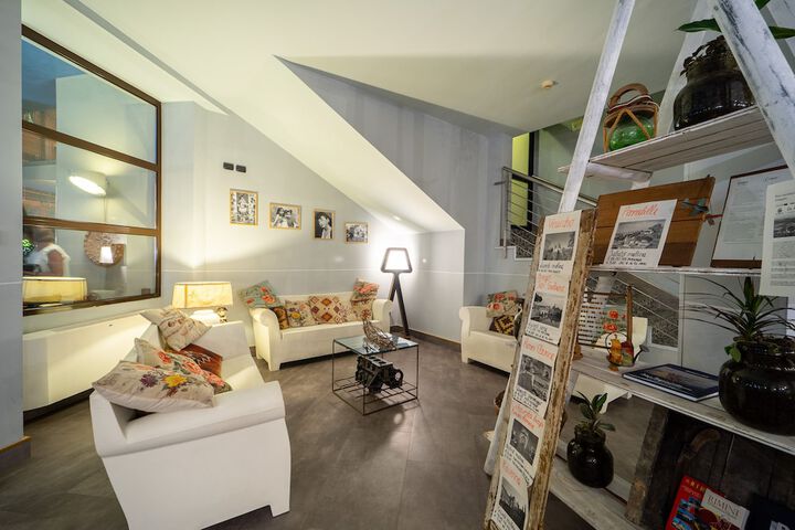 Guest Lobby