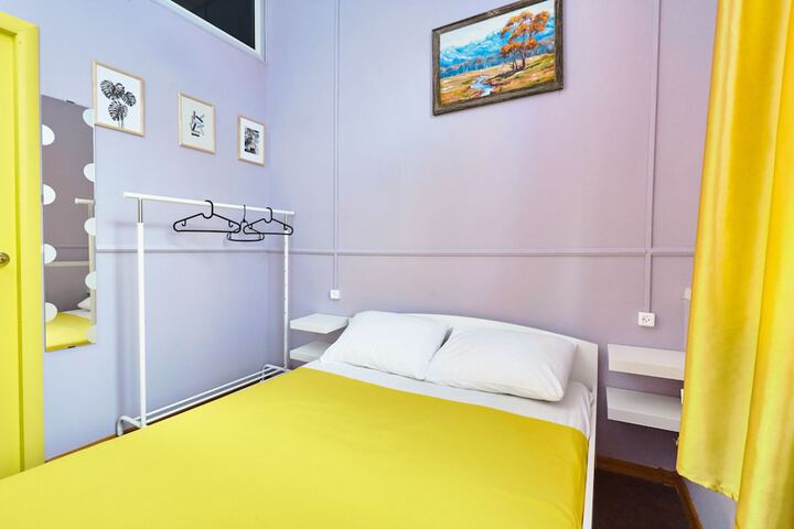 Room 10 of 66