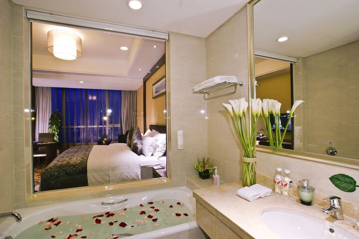 Bath Photo