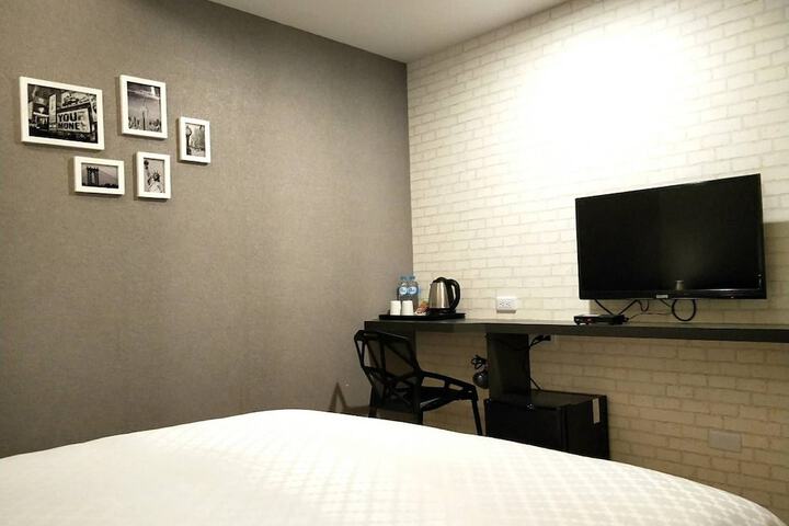 Room 65 of 78