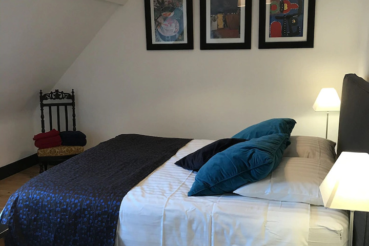 Room 9 of 9