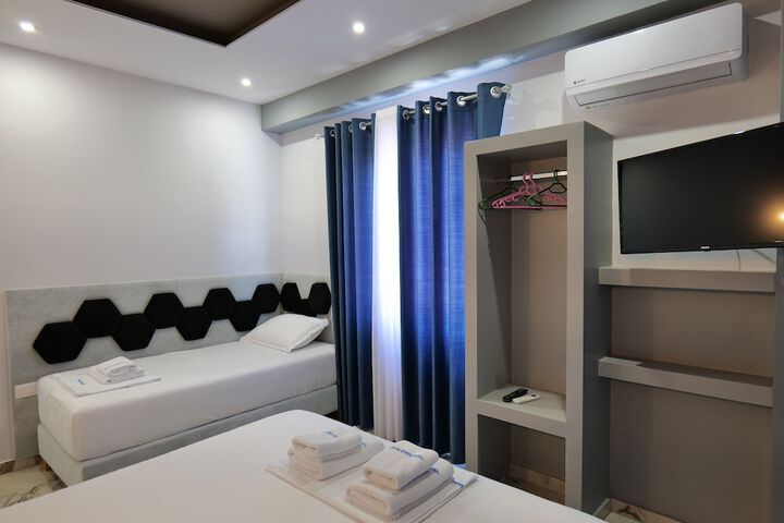 Room 12 of 95