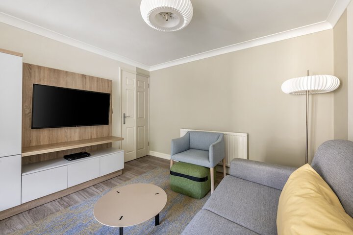 Room 25 of 67