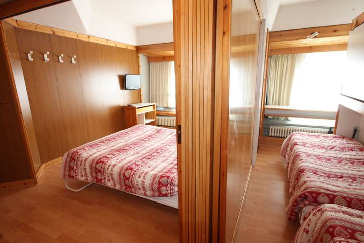 Room 29 of 61