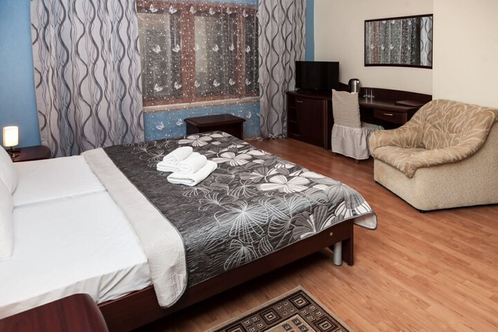 Room 12 of 26
